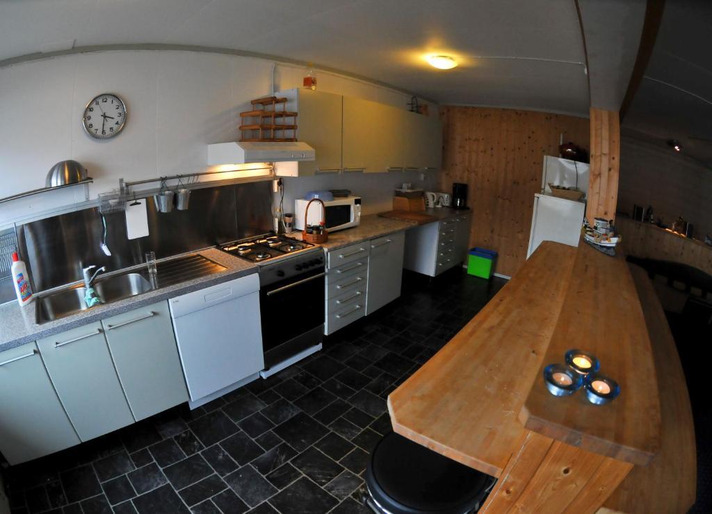 Gulen Dive Resort Dalsøyra Buitenkant foto