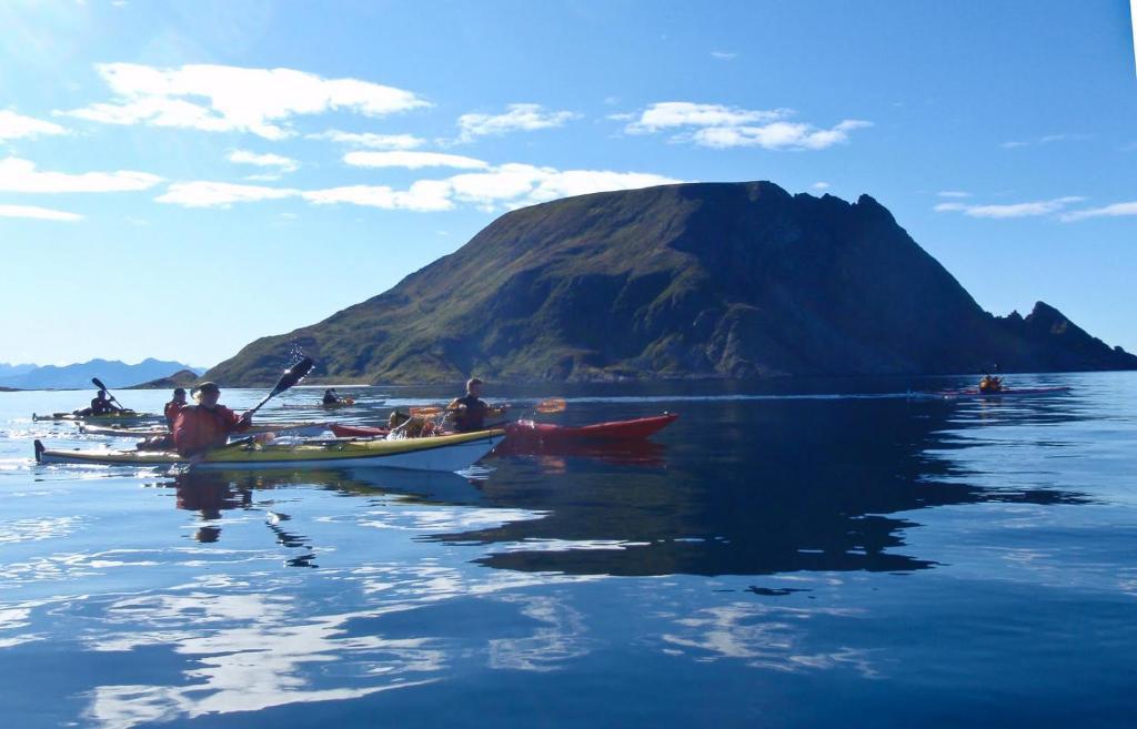 Gulen Dive Resort Dalsøyra Buitenkant foto