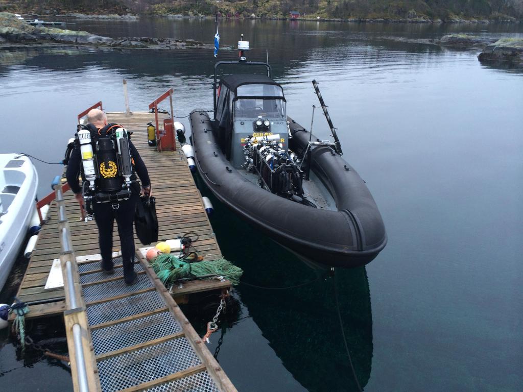 Gulen Dive Resort Dalsøyra Buitenkant foto
