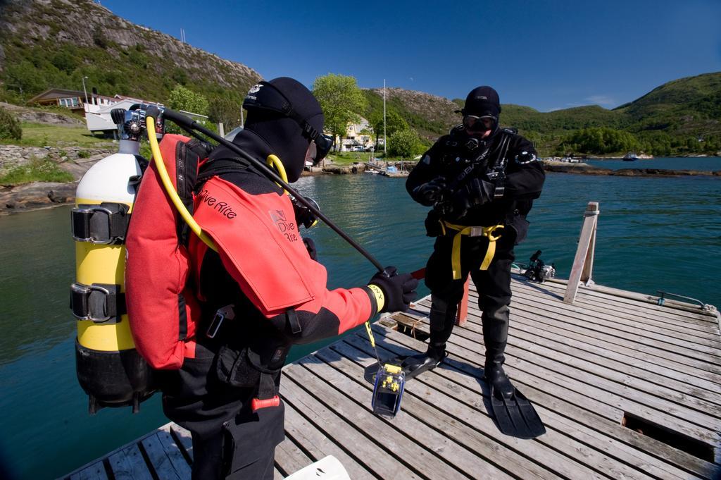 Gulen Dive Resort Dalsøyra Buitenkant foto